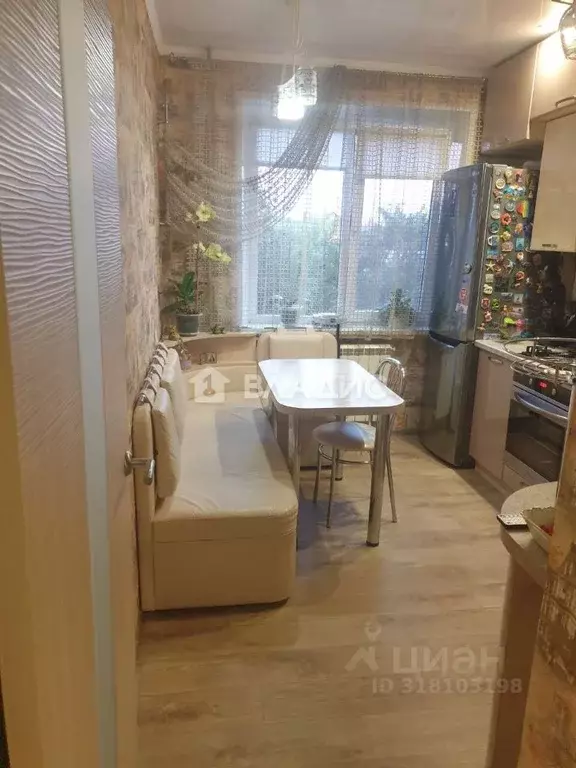 4-к кв. Белгородская область, Шебекино ул. Матроса Шарапова, 11 (74.0 ... - Фото 1