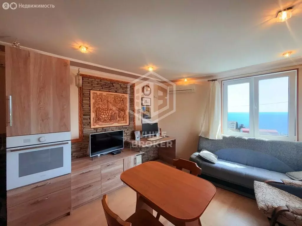 3-комнатная квартира: Кореиз, Курортная улица, 24 (106 м) - Фото 1