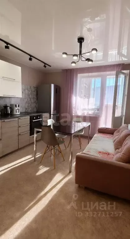 2-к кв. Татарстан, Казань ул. Нурихана Фаттаха, 15 (62.6 м) - Фото 1