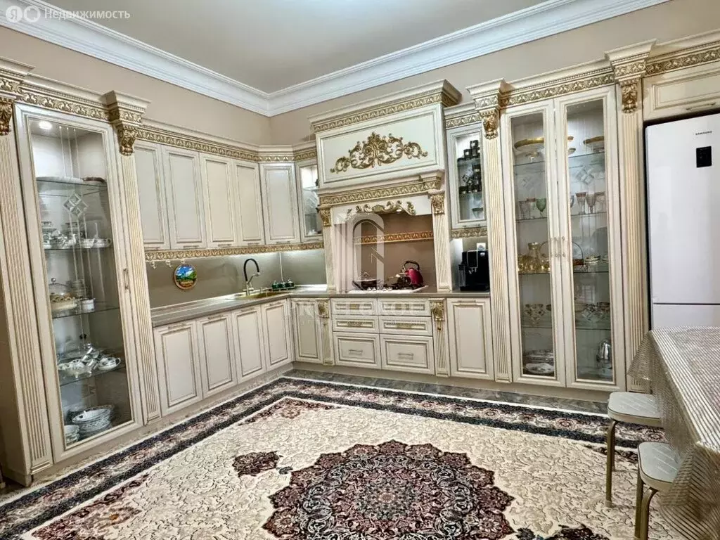 Дом в посёлок городского типа Ленинкент, Избербашская улица, 27 (300 ... - Фото 2