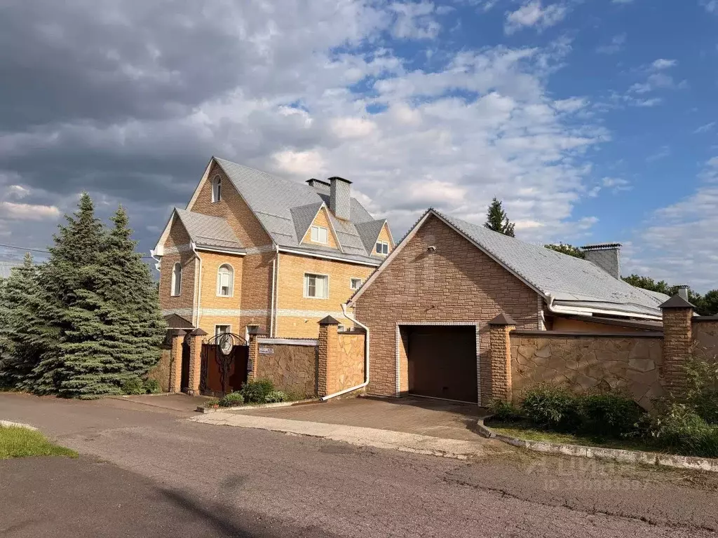 Дом в Курская область, Курск Триумфальная ул., 73 (591 м) - Фото 1