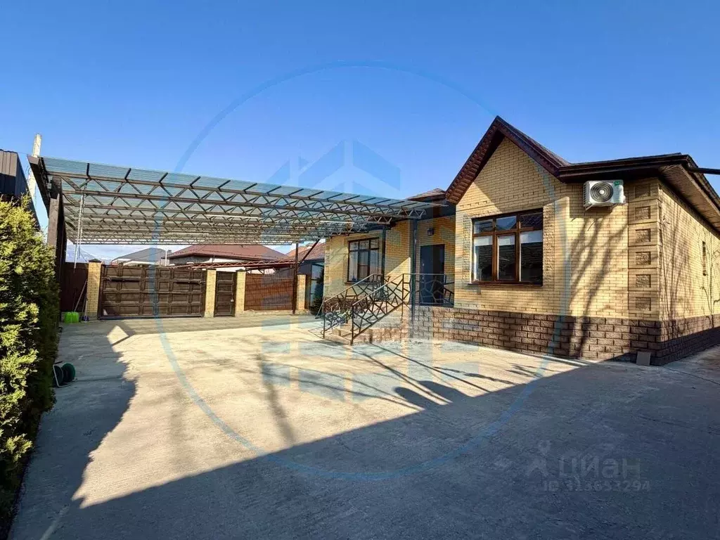 Дом в Ставропольский край, Ессентуки ул. Воздвиженская (218 м) - Фото 1