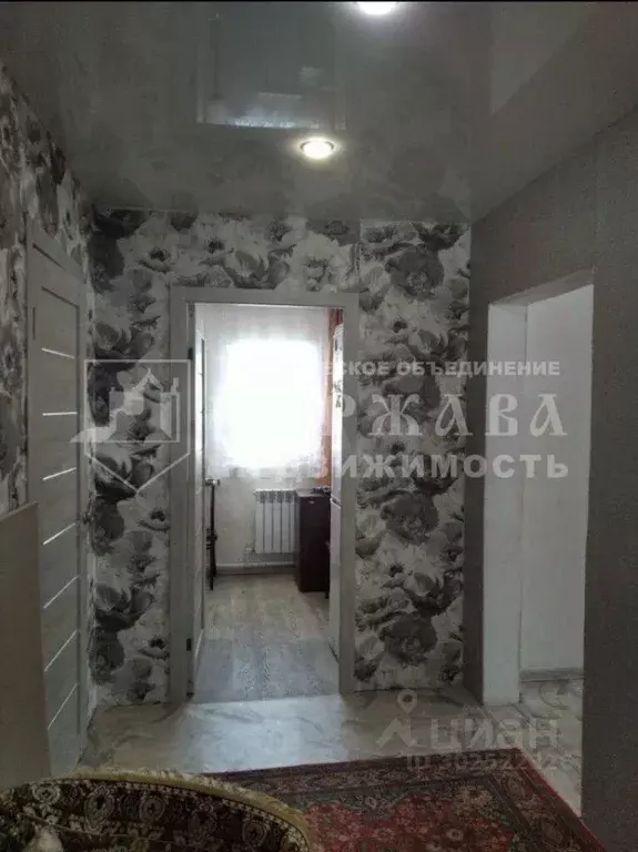 Дом в Кемеровская область, Кемерово Мраморная ул., 7А (49 м) - Фото 1