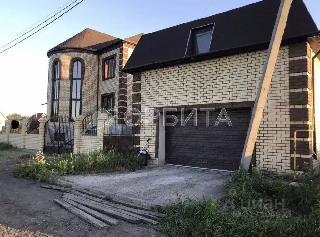 Дом в Тюменская область, Тюмень Рощино мкр, ул. Александра Федоровича, ... - Фото 2