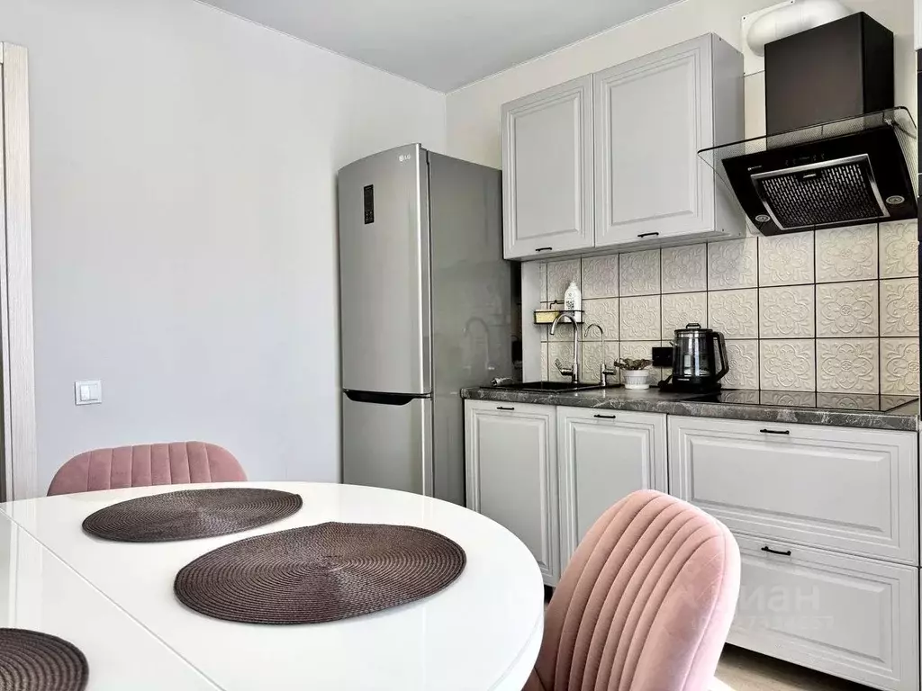 3-к кв. Волгоградская область, Волжский ул. Имени генерала Карбышева, ... - Фото 2