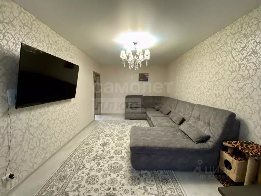 Дом в Оренбургская область, Оренбургский район, с. Каменноозерное ... - Фото 1