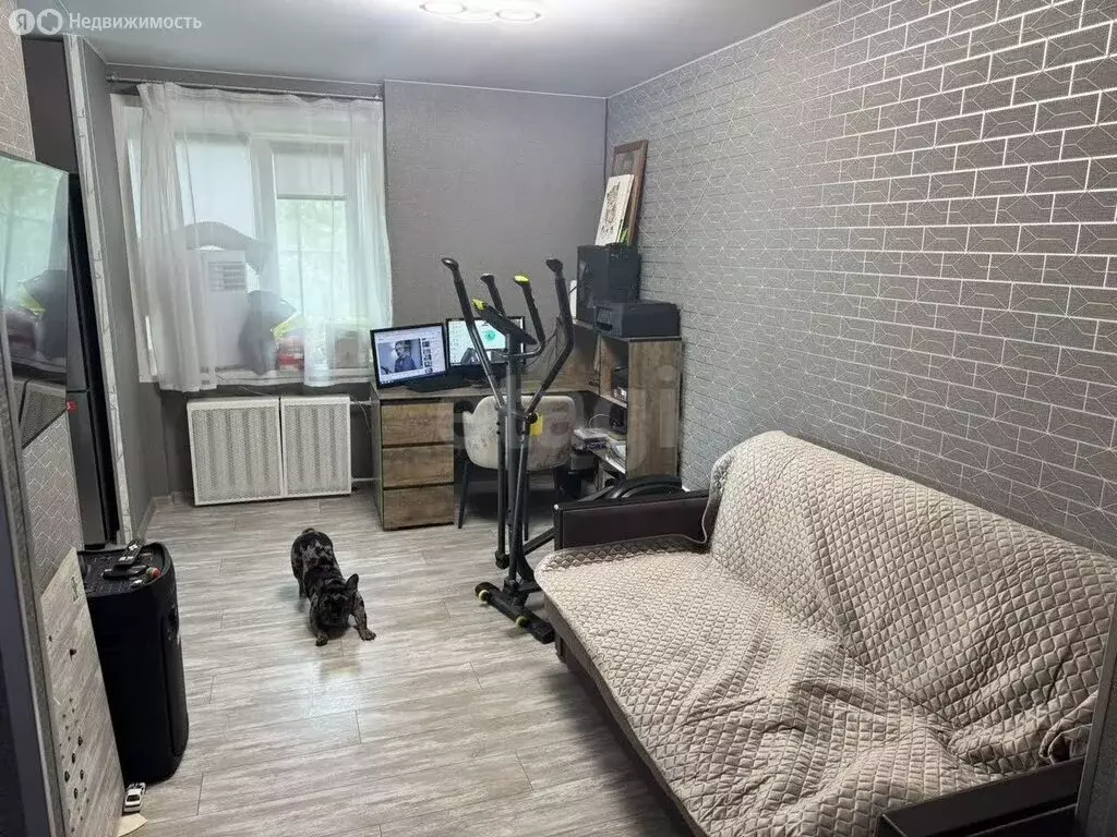 3-комнатная квартира: Пермь, улица Богдана Хмельницкого, 58 (61.7 м) - Фото 1