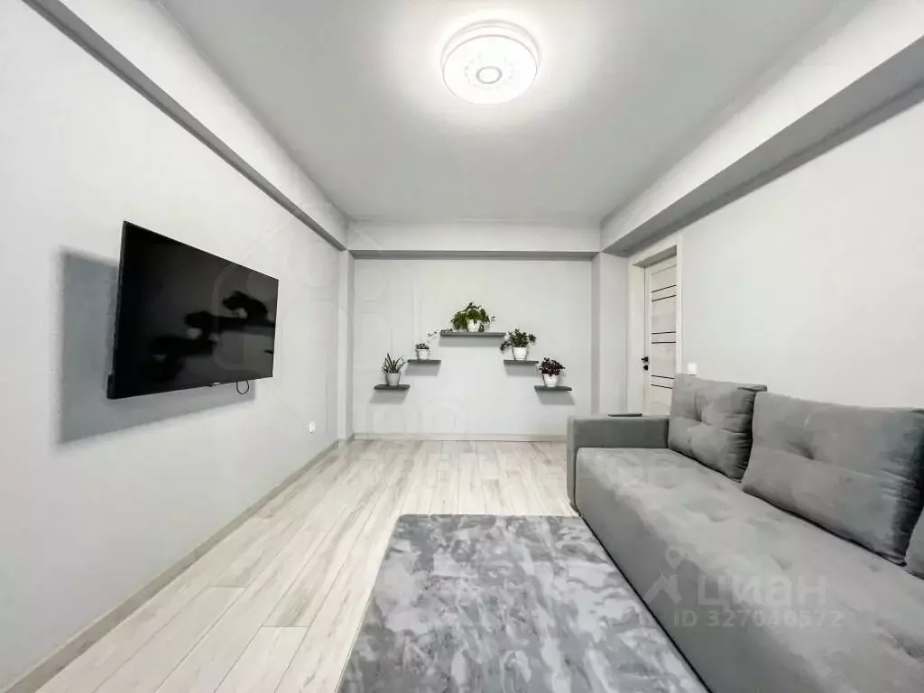 3-к кв. Иркутская область, Иркутск Братская ул., 7/8 (72.5 м) - Фото 1