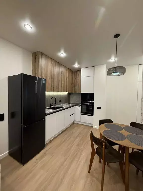 Продаётся 2-к квартира, 65.84 м - Фото 1