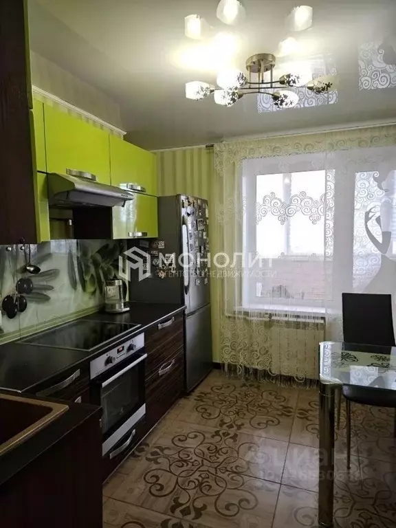 3-к кв. Белгородская область, Старый Оскол Королева мкр, 28 (71.5 м) - Фото 1