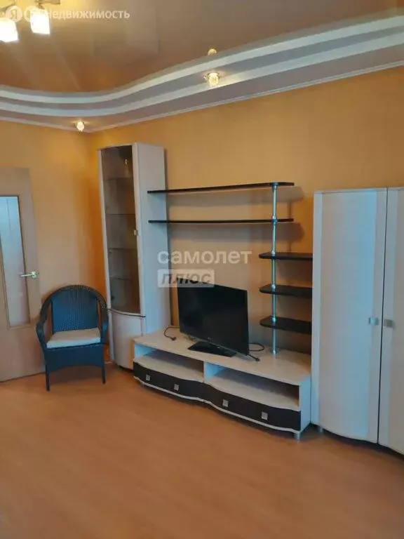 2-комнатная квартира: Челябинск, Электростальская улица, 2 (64.4 м) - Фото 2