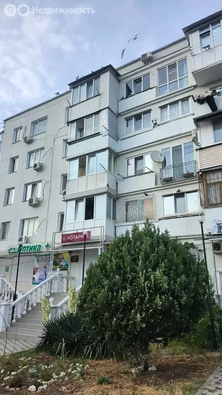 2-комнатная квартира: Севастополь, проспект Октябрьской Революции, 43 ... - Фото 1