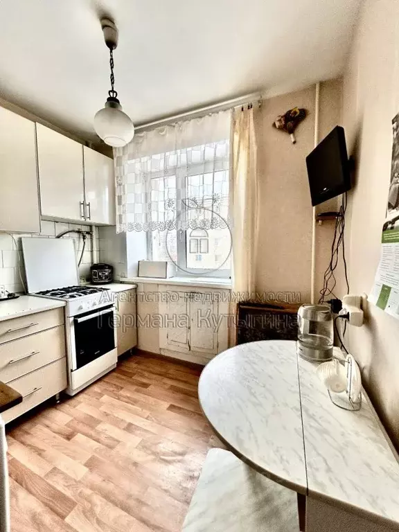 3-к кв. Волгоградская область, Волгоград ул. Ткачева, 6 (57.7 м) - Фото 1