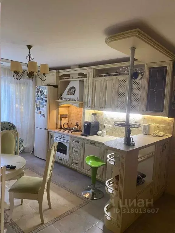 2-к кв. Мордовия, Саранск ул. Воинова, 10 (68.0 м) - Фото 0