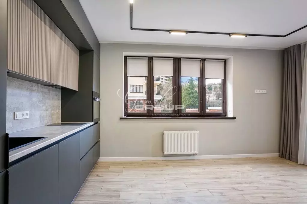 3-к кв. Крым, Ялта муниципальный округ, Восход пгт ул. Авроры, 77 ... - Фото 1