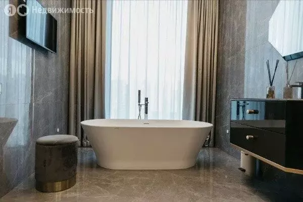 4-комнатная квартира: Москва, 1-й Красногвардейский проезд, 22с2 (159 ... - Фото 0