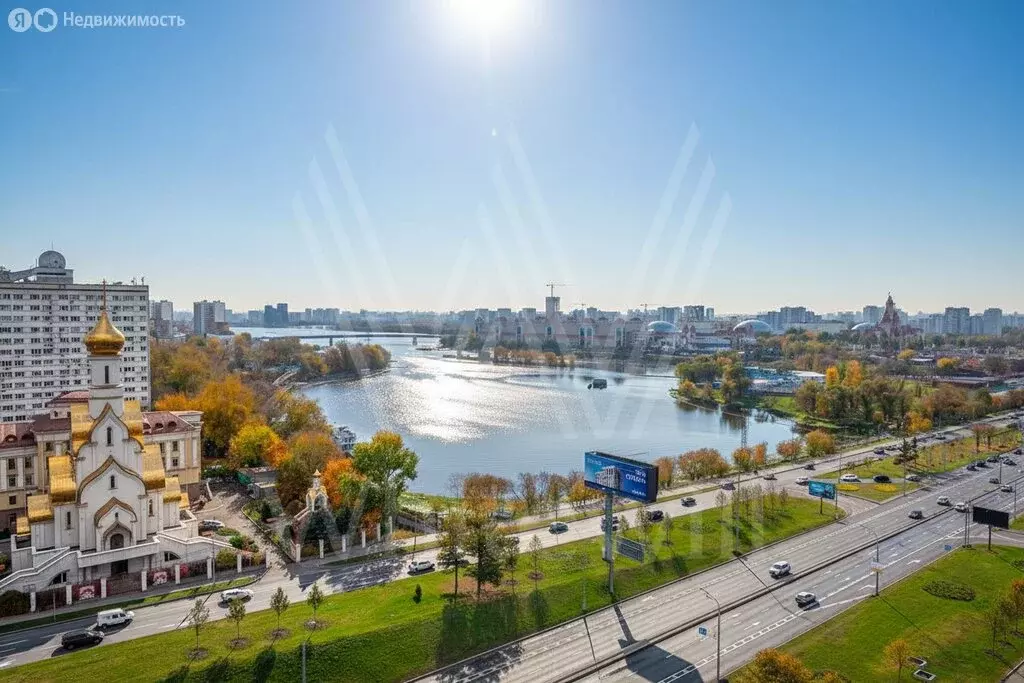 4-комнатная квартира: Москва, улица Трофимова, 10 (130 м) - Фото 1