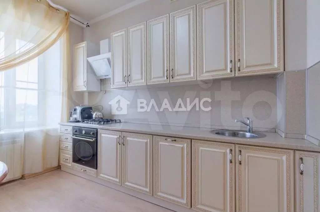 3-к. квартира, 72 м, 5/5 эт. - Фото 0