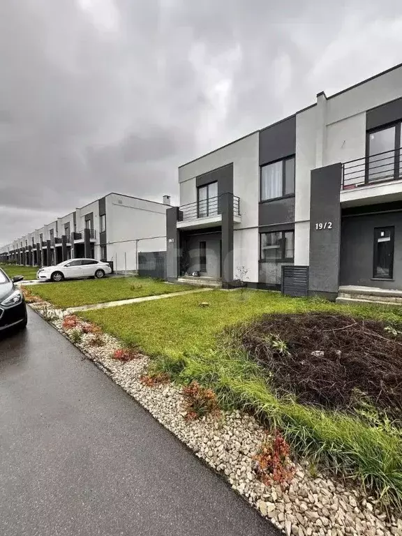 Таунхаус в Самарская область, Ставропольский район, с. Подстепки ул. ... - Фото 2