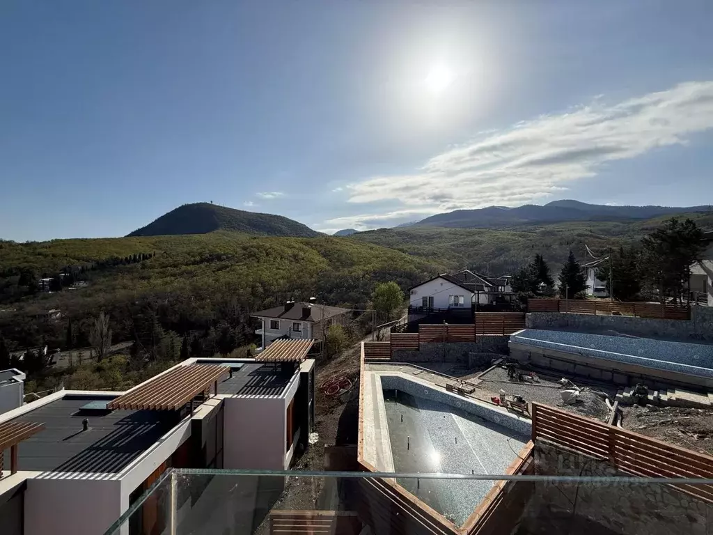 Дом в Крым, Алушта муниципальный округ, с. Виноградное ул. Сусловой ... - Фото 2