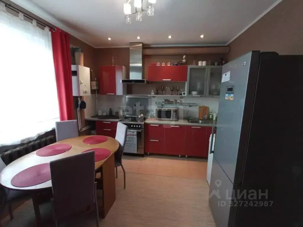 3-к кв. Ямало-Ненецкий АО, Тарко-Сале Пуровский район, Совхозная ул., ... - Фото 2