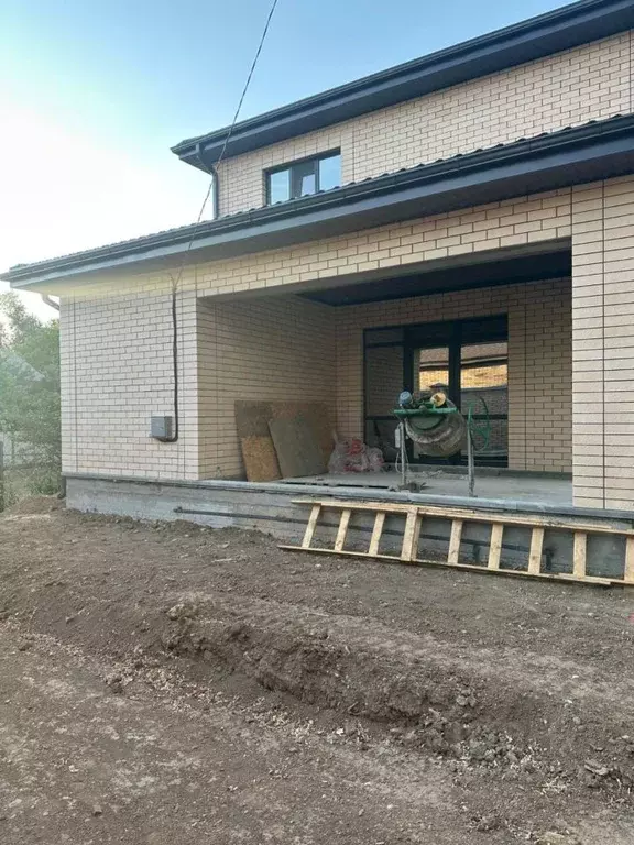 Дом в Ростовская область, Волгодонск ул. 1-я Черникова (186 м) - Фото 2