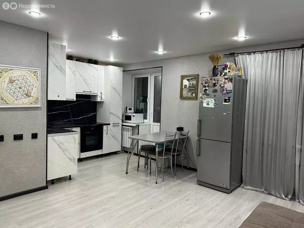 4-комнатная квартира: Туймазы, Кольцевая улица, 21 (80 м) - Фото 1