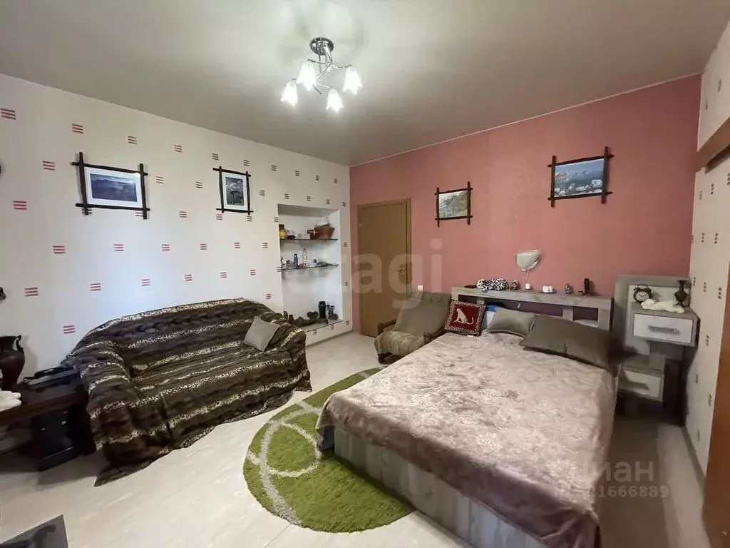 2-к кв. Крым, Симферополь ул. Гоголя (50.0 м) - Фото 0