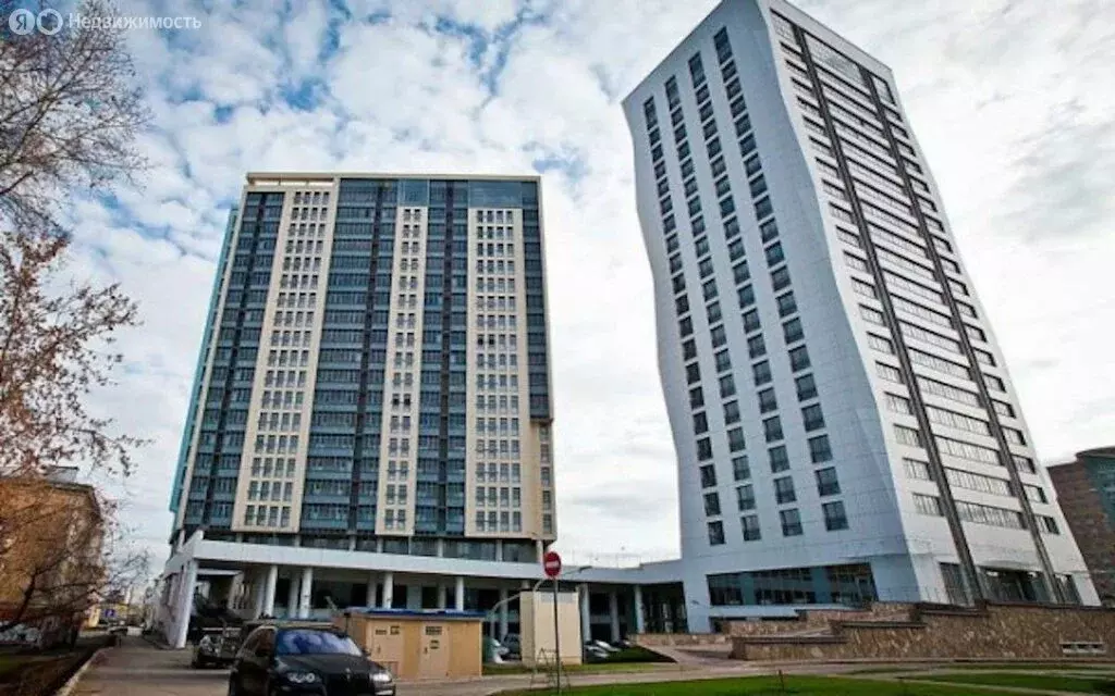 2-комнатная квартира: Пермь, улица Революции, 21 (77.2 м) - Фото 1