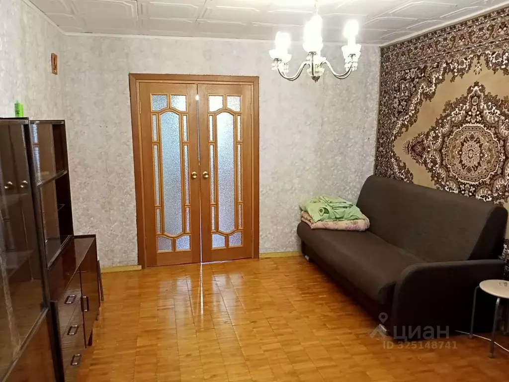 3-к кв. Ленинградская область, Сосновый Бор просп. Героев, 14 (60.0 м) - Фото 1