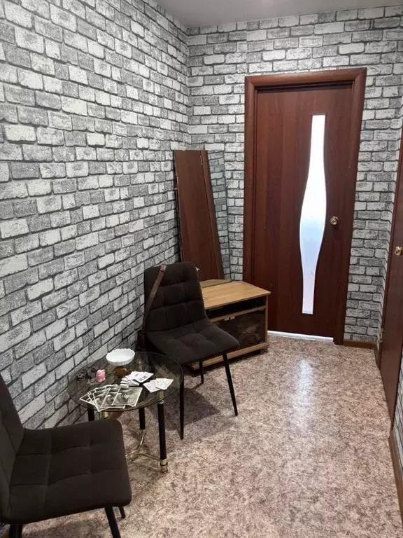 2-к кв. Иркутская область, Зима 2-й Строитель мкр, ул. Бугровая, 25 ... - Фото 2