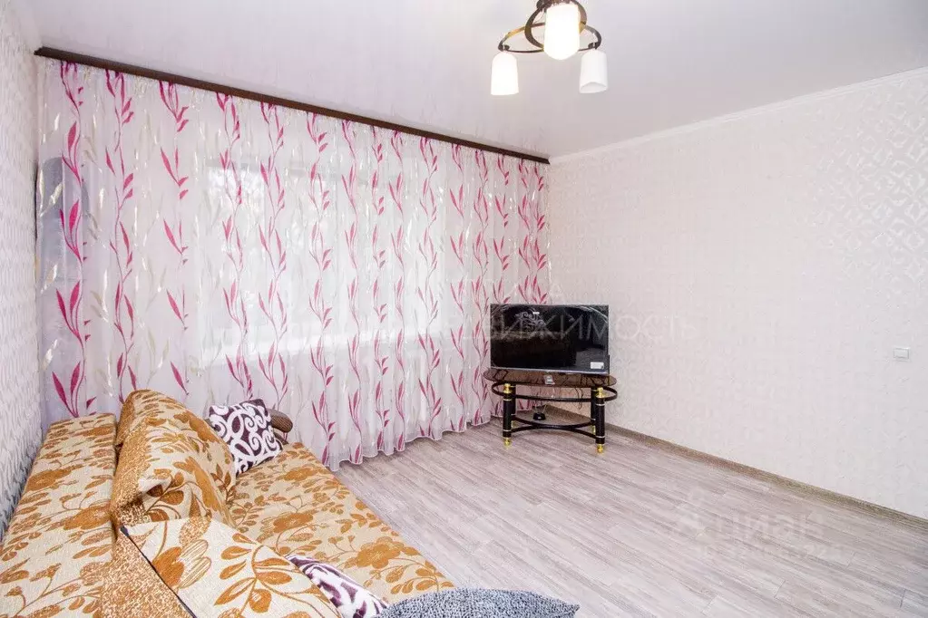 1-к кв. Тюменская область, Тюмень ул. Самарцева, 30 (36.2 м) - Фото 1