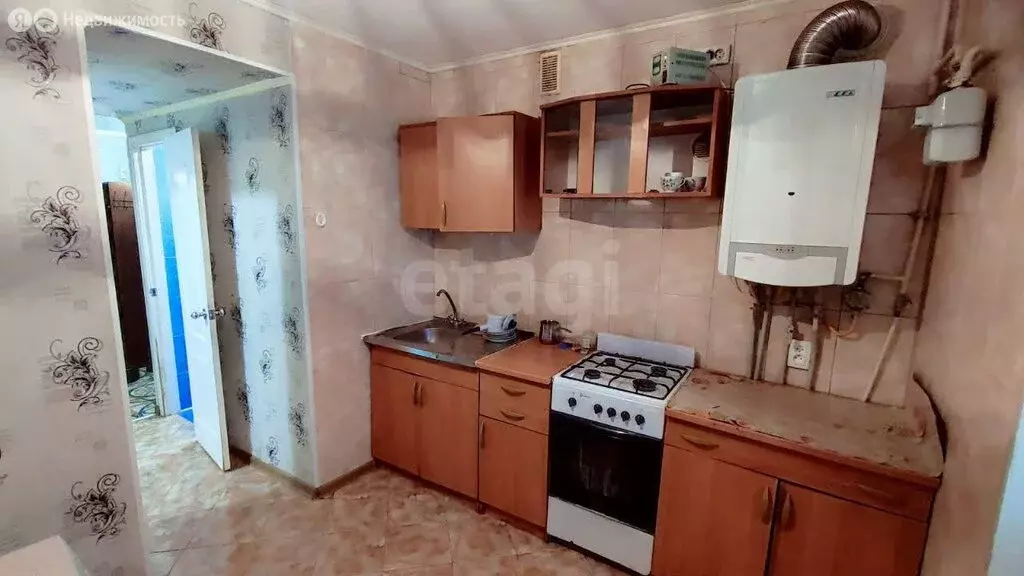 3-комнатная квартира: Саки, Евпаторийское шоссе, 80Б (68.4 м) - Фото 2