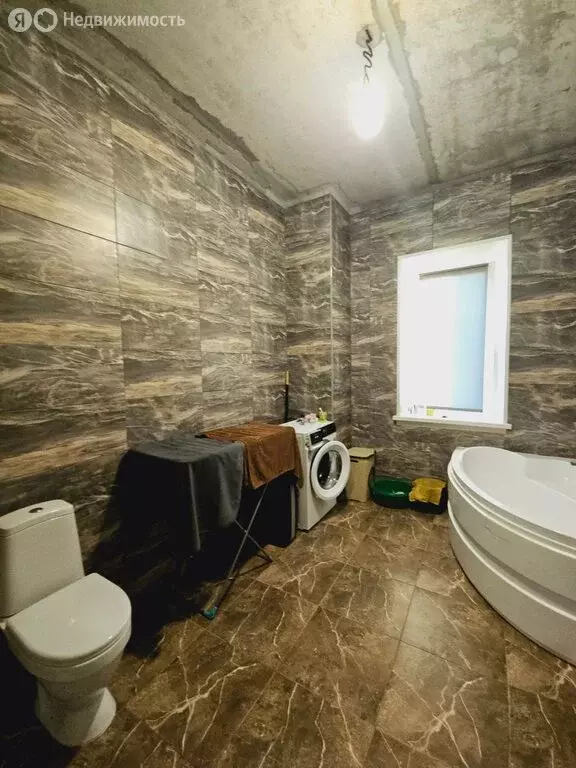 Дом в Абакан, улица Владимира Высоцкого (194 м) - Фото 1