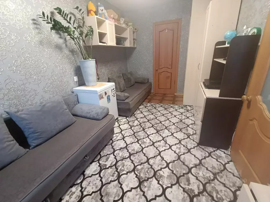 2-к кв. Оренбургская область, Оренбург проезд Светлый, 13 (45.0 м) - Фото 1