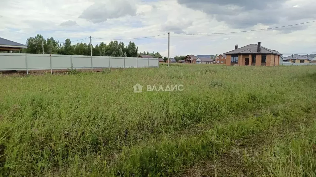 Участок в Башкортостан, Ишимбайский район, с. Ишеево ул. Вторая (8.0 ... - Фото 0