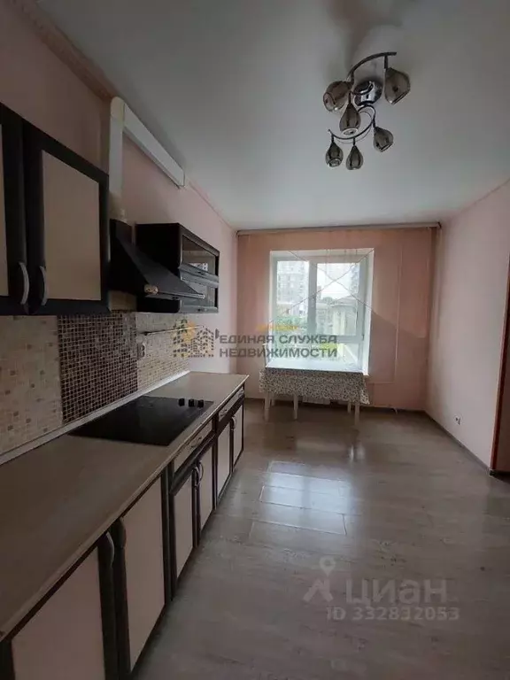 3-к кв. Башкортостан, Уфа ул. Октябрьской Революции, 34 (92.0 м) - Фото 1
