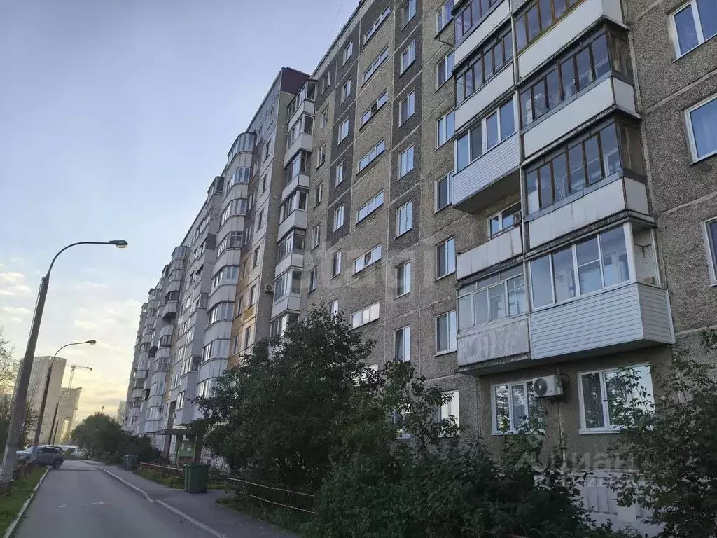 3-к кв. Пермский край, Пермь ул. Строителей, 12 (58.2 м) - Фото 1