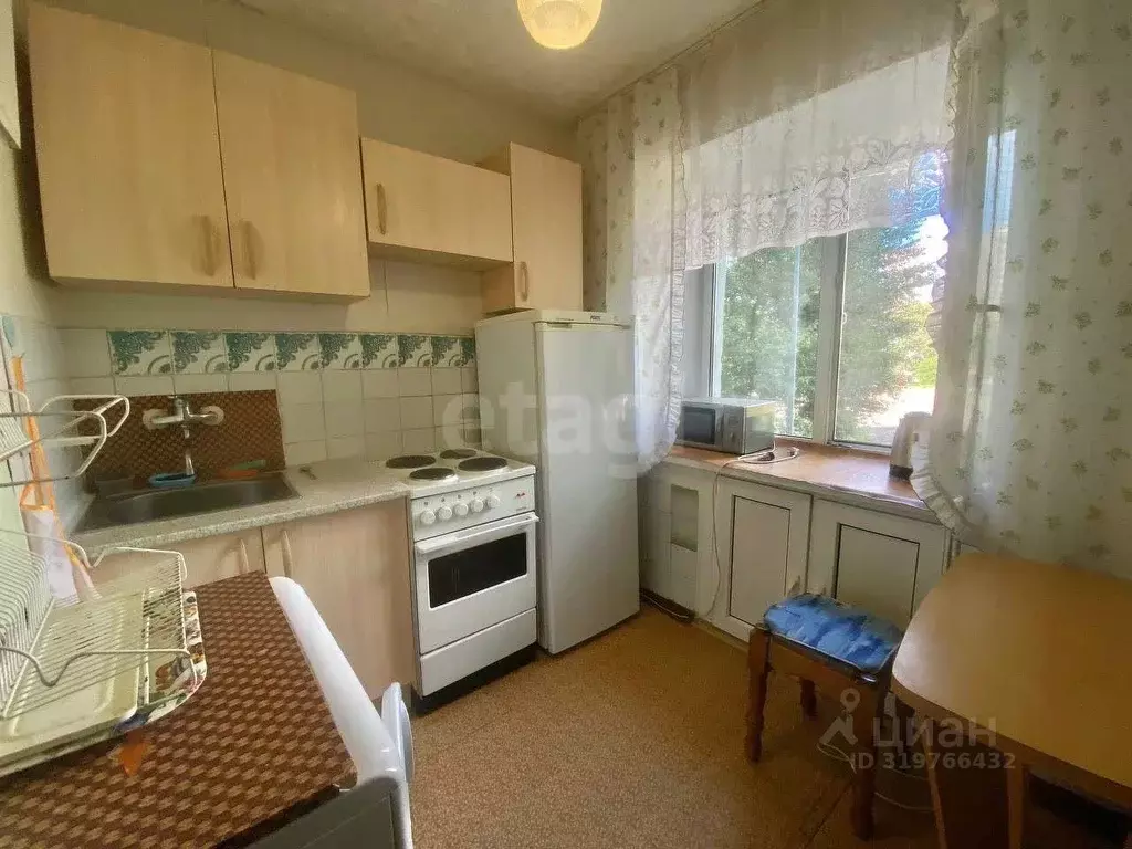 2-к кв. Тюменская область, Тюмень Холодильная ул., 51 (45.0 м) - Фото 0