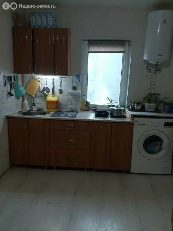 Дом в Пермский край, Лысьвенский муниципальный округ, посёлок ... - Фото 1