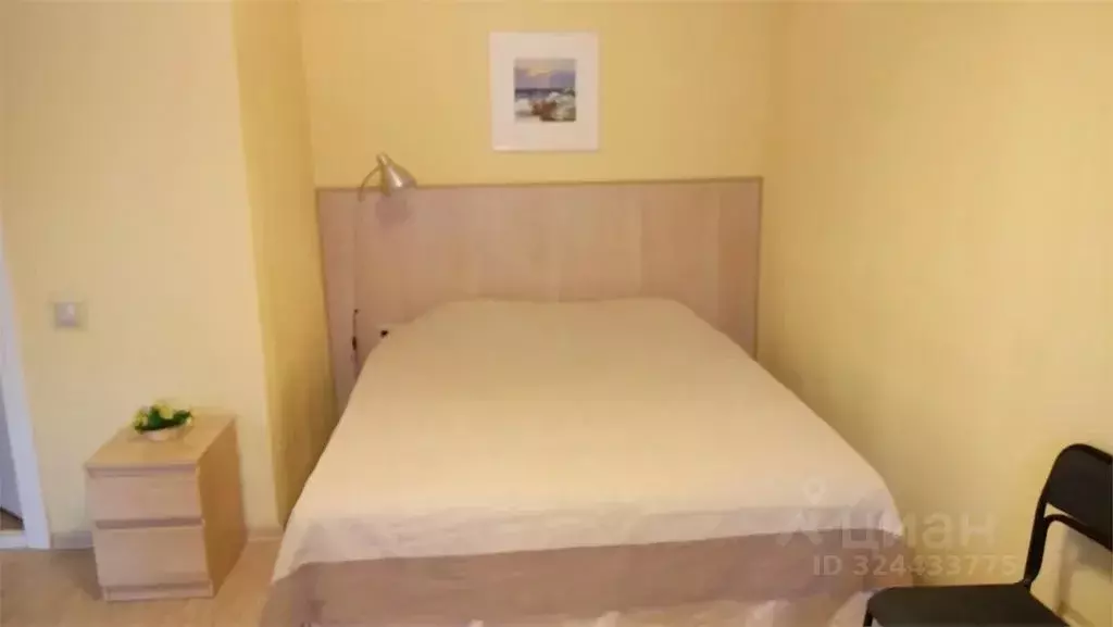 1-к кв. Свердловская область, Екатеринбург пер. Невьянский, 1 (33.0 м) - Фото 2