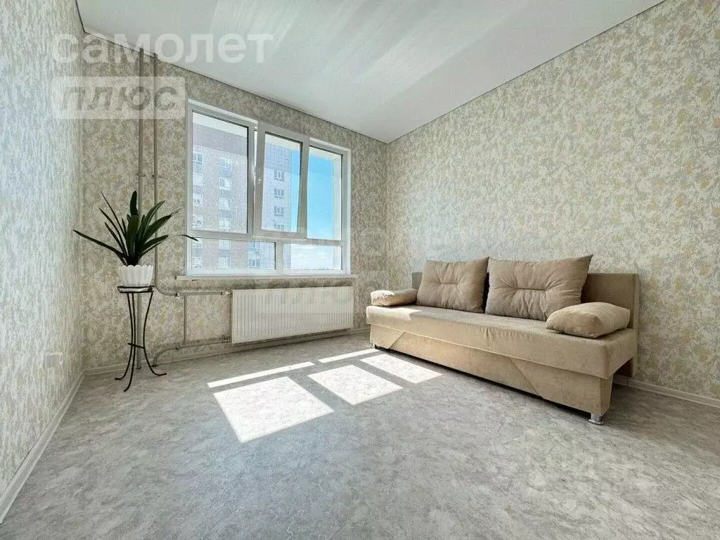 2-к кв. Оренбургская область, Оренбург ул. Ткачева, 16/3 (61.0 м) - Фото 0