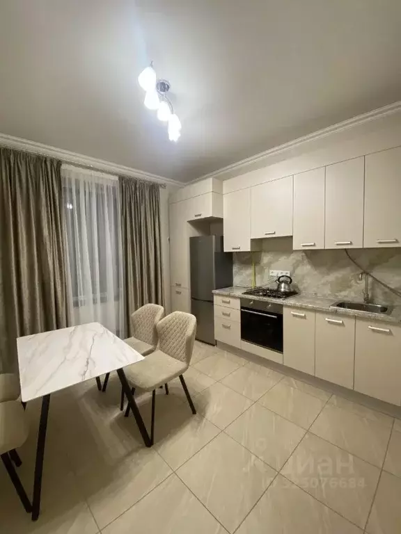 Комната Москва аллея Буковая, 9 (16.0 м) - Фото 2