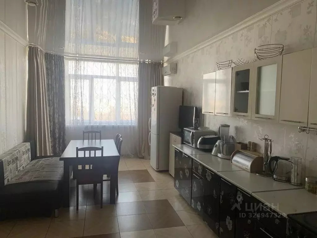 3-к кв. Краснодарский край, Анапа Промышленная ул., 9 (146.0 м) - Фото 1