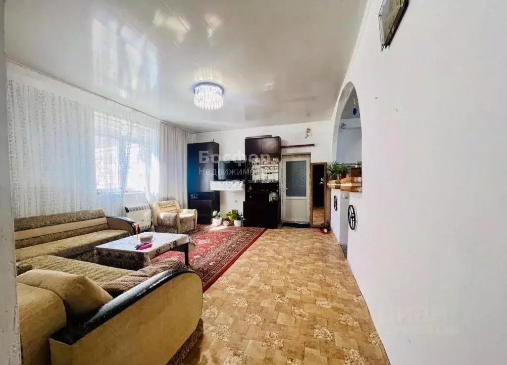Дом в Крым, Феодосия муниципальный округ, Щебетовка пгт  (170 м) - Фото 2