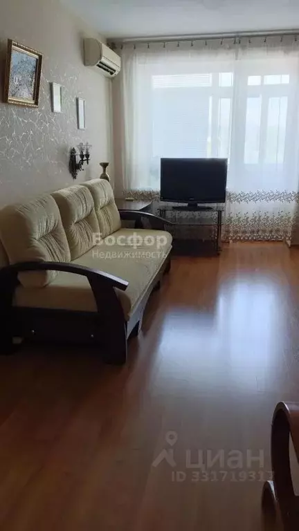 3-к кв. Крым, Феодосия ул. Караимская, 4 (52.0 м) - Фото 1