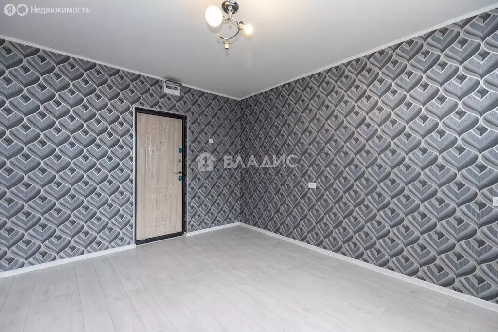 1к в 4-комнатной квартире (13 м) - Фото 1