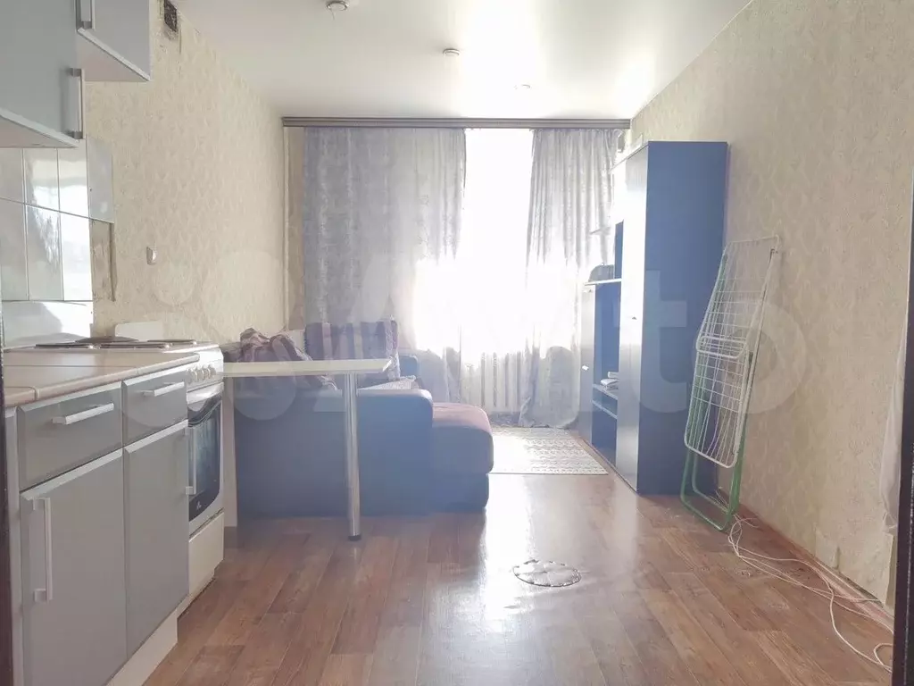 Комната 13 м в 1-к., 1/4 эт. - Фото 1