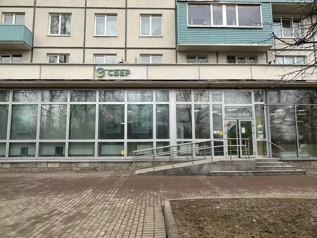 Торговая площадь в Санкт-Петербург Пискаревский просп., 35 (137 м) - Фото 1