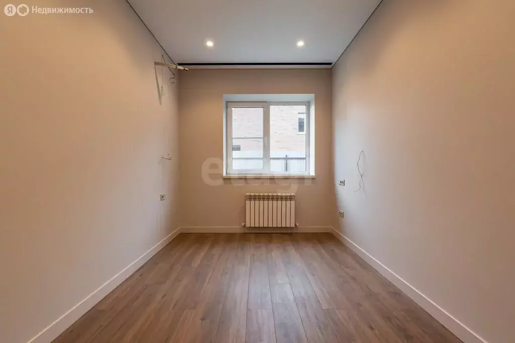 Дом в Батайск, Артёмовская улица (190 м) - Фото 1